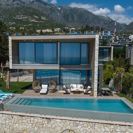 Luxury Front In Olea Villa Dhërmi