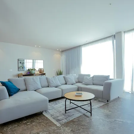 Villa Luxury Front In Olea *