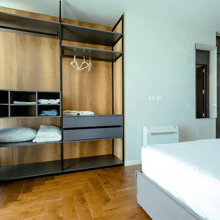 Villa Luxury Front In Olea
