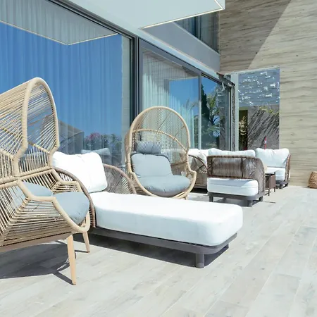 Luxury Front In Olea Villa