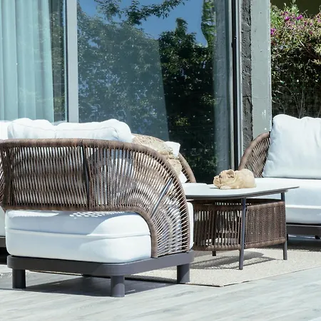 Villa Luxury Front In Olea