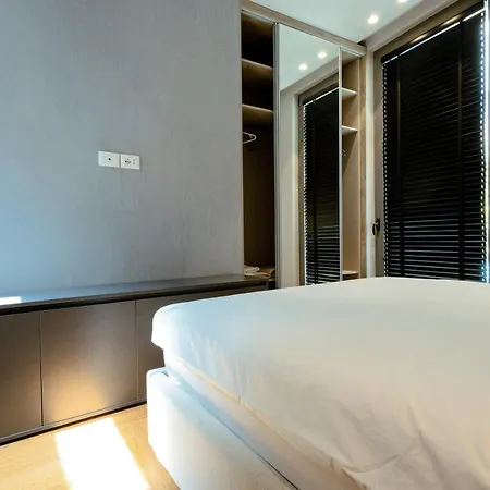 Villa Luxury Front In Olea
